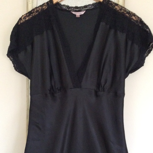 Satin like Night Gown with Lace trim | Size M | Deep V Neckline | Cap Sleeve - Picture 2 of 11